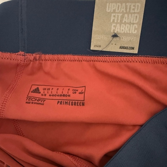 2/$25 NWT large adidas · Techfit Life Mid-Rise women's leggings - Picture 3 of 6